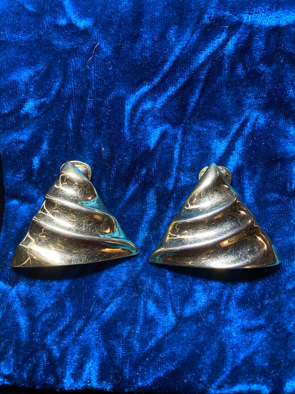 Vintage Alfred Sung Gold Plt Triangle Art Deco Retro Clip on Earrings